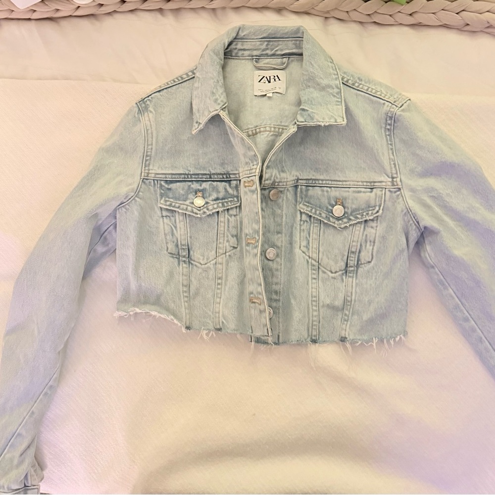 Zara Light Wash Cropped Denim Jacket - Pale Blue